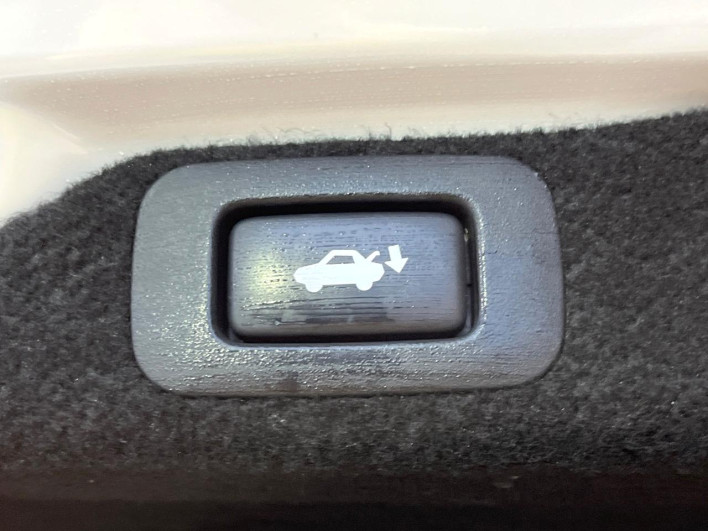 2017 Lexus GS DBA-ARL10 (UW-6a263160d7c56)[13]