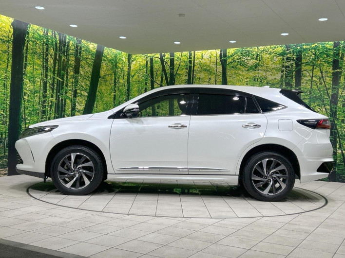 2017 Toyota Harrier DBA-ASU60W (UW-6a26316164ff3)[13]