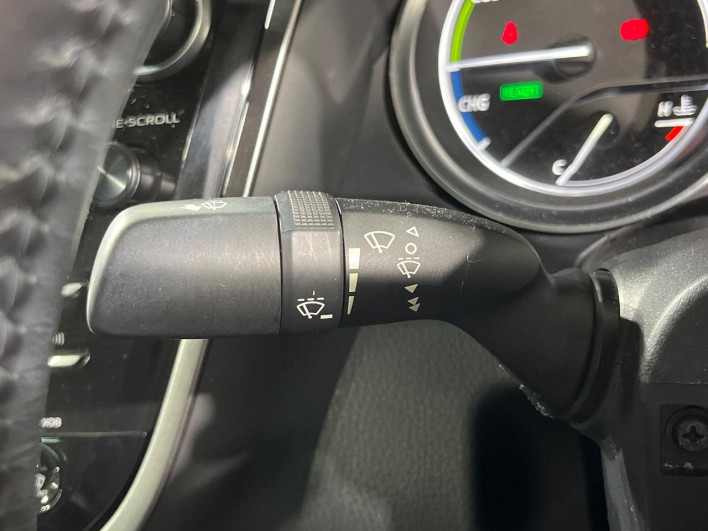 2018 Toyota Camry DAA-AXVH70 (UW-6a26316f27425)[12]