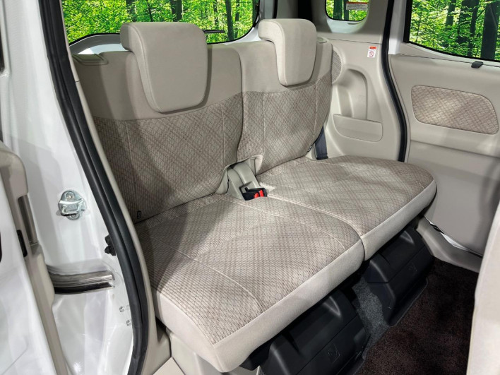 2017 Mitsubishi eK Space DBA-B11A (UW-6a26317710b06)[22]