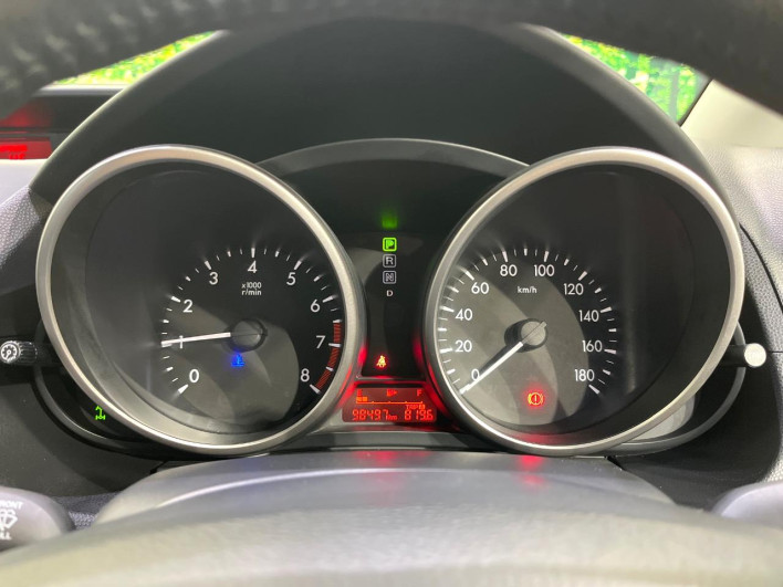 2014 Mazda Premacy DBA-CWEAW (UW-6a263194ef917)[7]