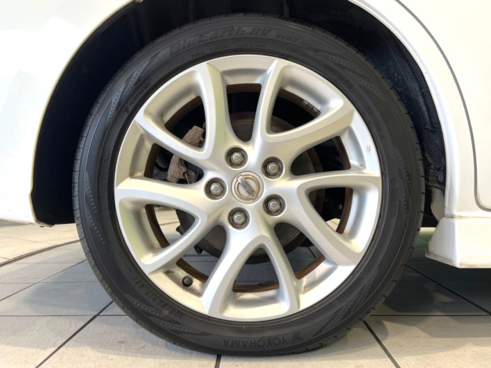 2011 Nissan La Festa DBA-CWEFWN (UW-6a263195052c9)[23]