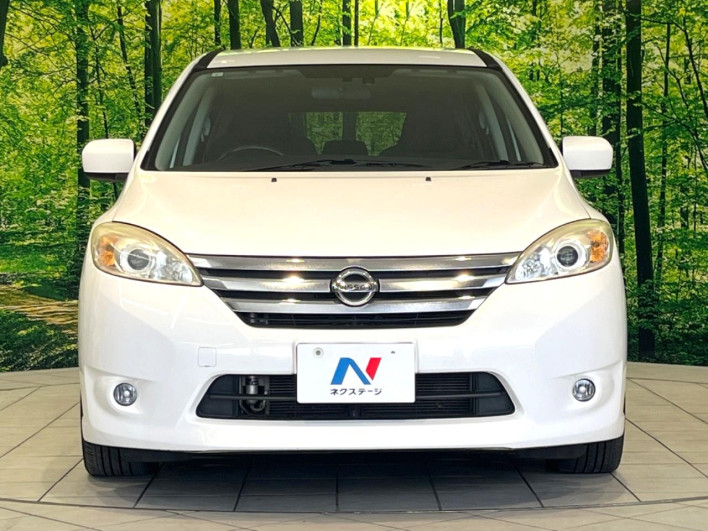 2011 Nissan La Festa DBA-CWEFWN (UW-6a263195052c9)[19]