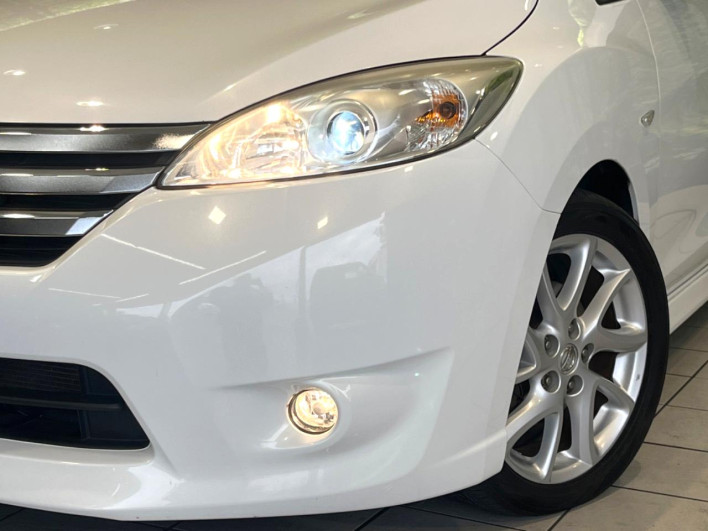2011 Nissan La Festa DBA-CWEFWN (UW-6a263195052c9)[9]