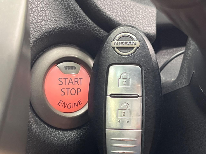 2014 Nissan Note DBA-E12 (UW-6a2631a3e365d)[12]