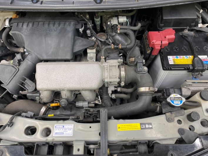 2014 Nissan Note DBA-E12 (UW-6a2631a3e365d)[4]