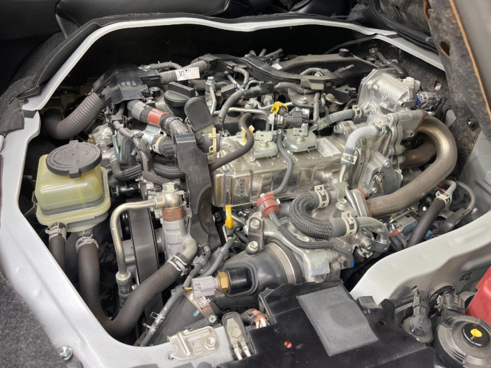 2021 Toyota Hiace Van 3DF-GDH201V (UW-6a2631b43df26)[4]