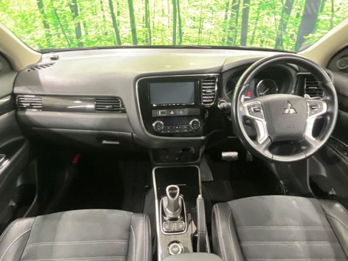 2016 Mitsubishi OUTLANDER PHEV DLA-GG2W (UW-6a2631c19a290)[15]