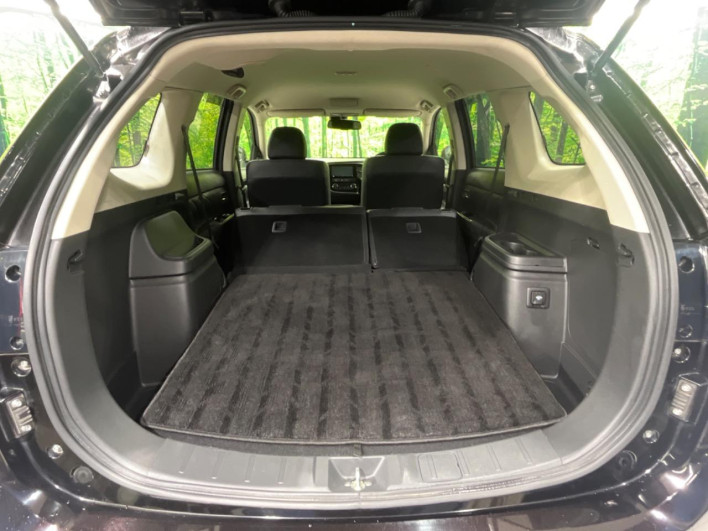 2016 Mitsubishi OUTLANDER PHEV DLA-GG2W (UW-6a2631c19a290)[13]
