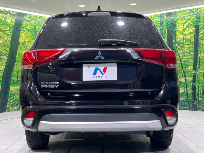 2016 Mitsubishi OUTLANDER PHEV DLA-GG2W (UW-6a2631c19a290)[7]