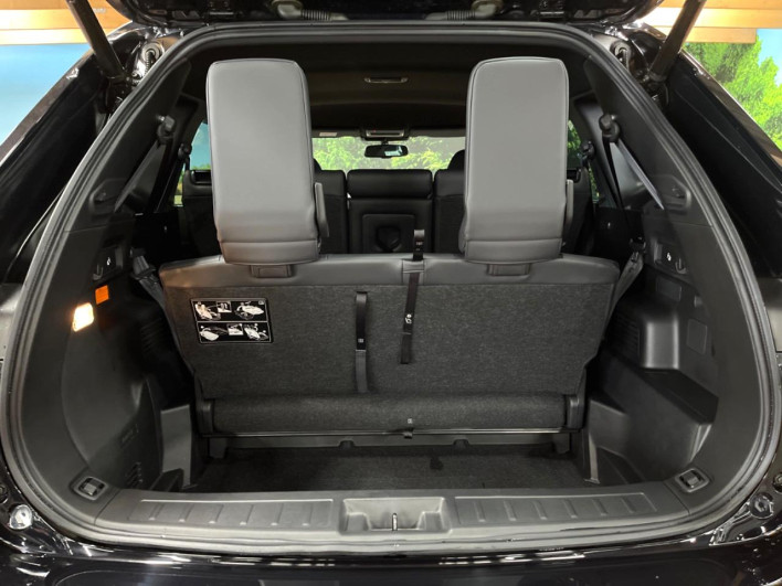 2022 Mitsubishi OUTLANDER PHEV 5LA-GN0W (UW-6a2631c4601a8)[14]
