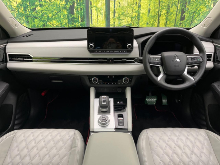 2022 Mitsubishi OUTLANDER PHEV 5LA-GN0W (UW-6a2631c47af64)[23]