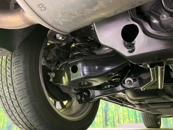 2022 Mitsubishi OUTLANDER PHEV 5LA-GN0W (UW-6a2631c47af64)[14]