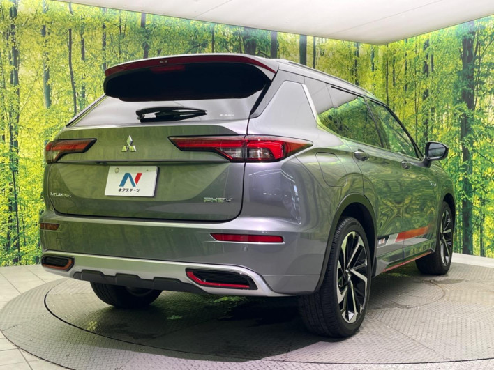 2022 Mitsubishi OUTLANDER PHEV 5LA-GN0W (UW-6a2631c47af64)[12]