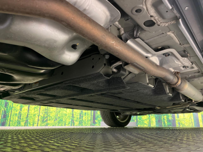 2022 Mitsubishi OUTLANDER PHEV 5LA-GN0W (UW-6a2631c47af64)[16]