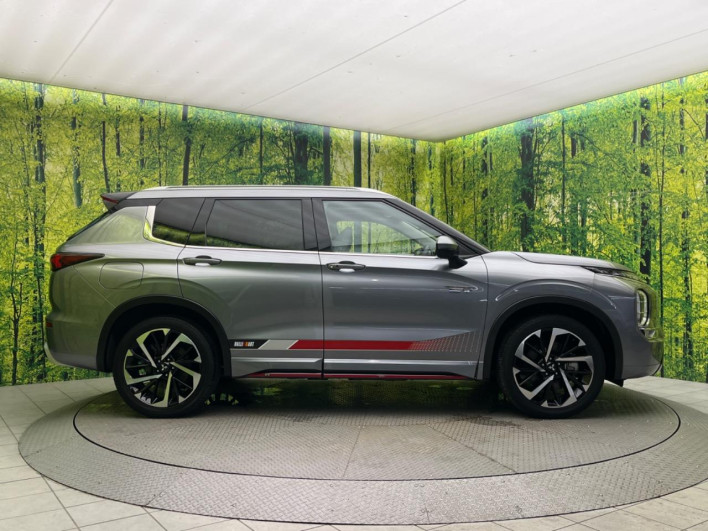 2022 Mitsubishi OUTLANDER PHEV 5LA-GN0W (UW-6a2631c47af64)[11]
