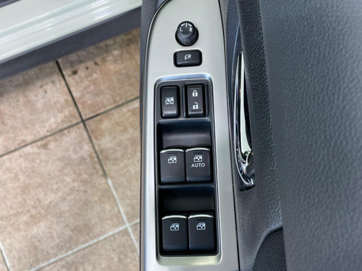 2014 Subaru XV DBA-GP7 (UW-6a2631c76c4b0)[25]