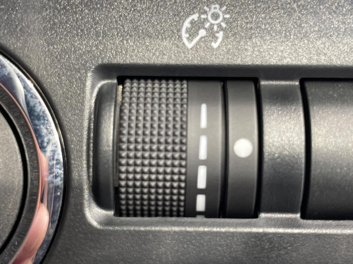 2014 Subaru XV DBA-GP7 (UW-6a2631c76c4b0)[27]
