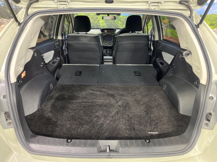 2013 Subaru XV HYBRID DAA-GPE (UW-6a2631c81bf68)[14]