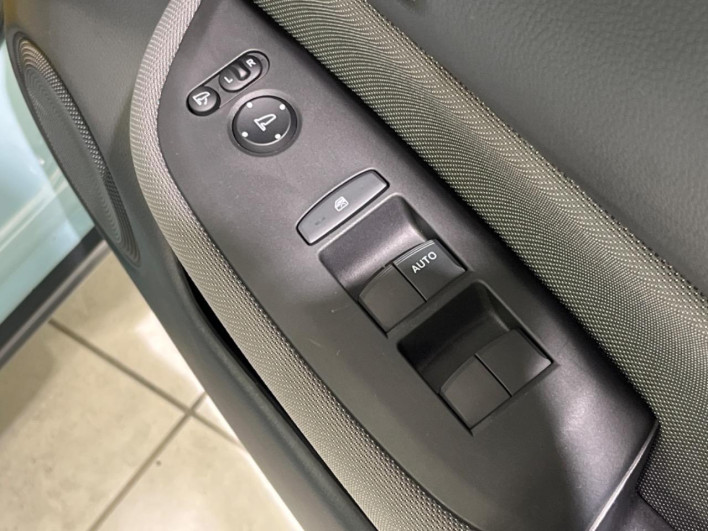 2021 Honda Fit 6AA-GR6 (UW-6a2631c941be1)[6]