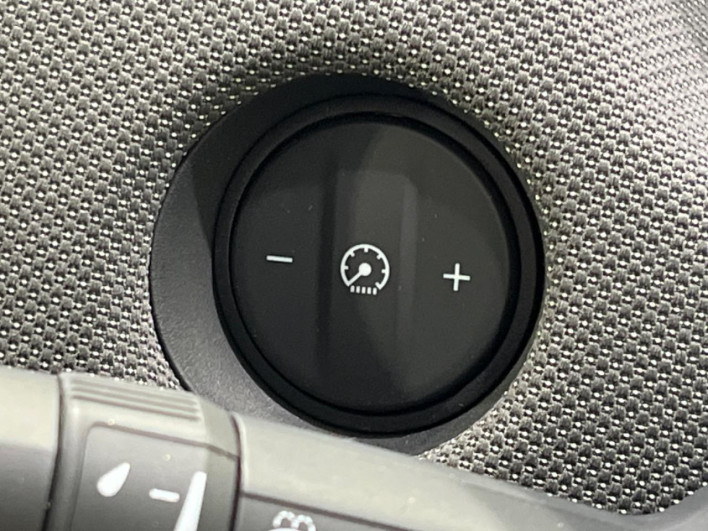 2021 Honda Fit 6AA-GR6 (UW-6a2631c941be1)[17]