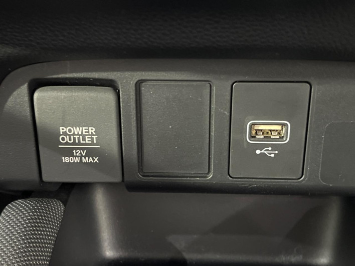 2021 Honda Fit 6AA-GR6 (UW-6a2631c941be1)[13]
