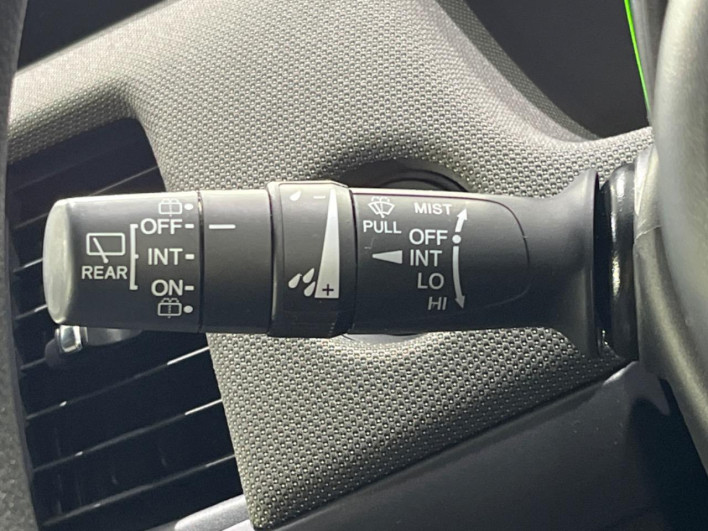 2021 Honda Fit 6AA-GR6 (UW-6a2631c941be1)[23]