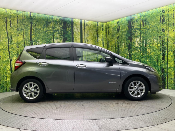 2019 Nissan Note DAA-HE12 (UW-6a2631d811660)[11]