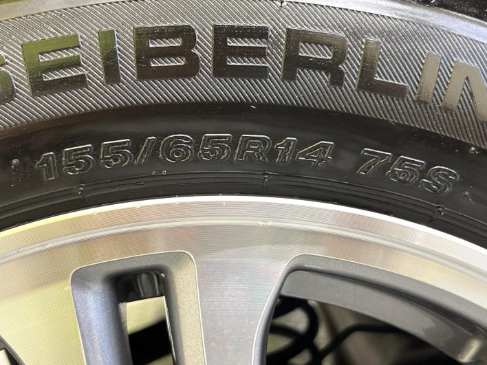 2014 Honda N-BOX CUSTOM DBA-JF1 (UW-6a2631f02196c)[18]