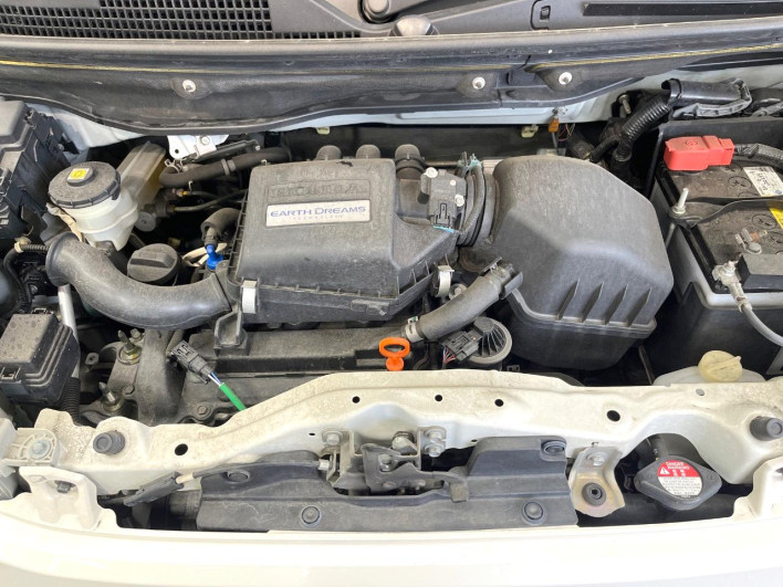 2017 Honda N-BOX DBA-JF1 (UW-6a2631f34be50)[5]