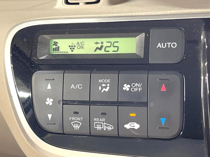 2017 Honda N-BOX DBA-JF1 (UW-6a2631f34be50)[21]
