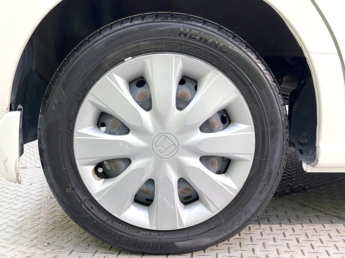 2017 Honda N-BOX DBA-JF1 (UW-6a2631f34be50)[13]