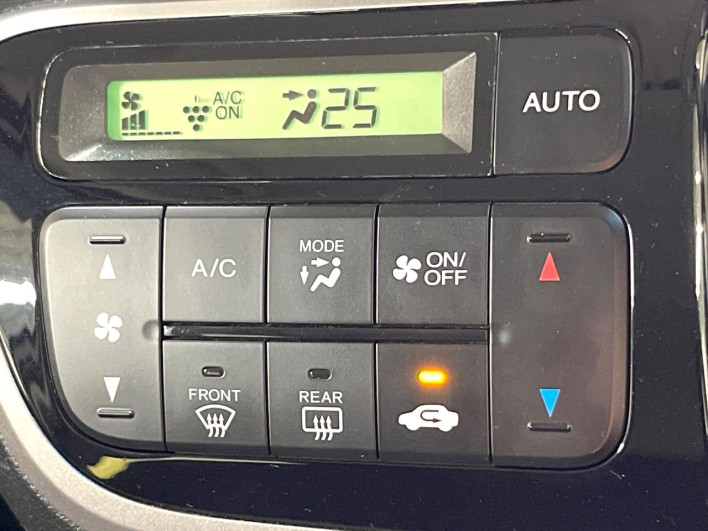 2014 Honda N-BOX DBA-JF1 (UW-6a2631f48ada9)[25]