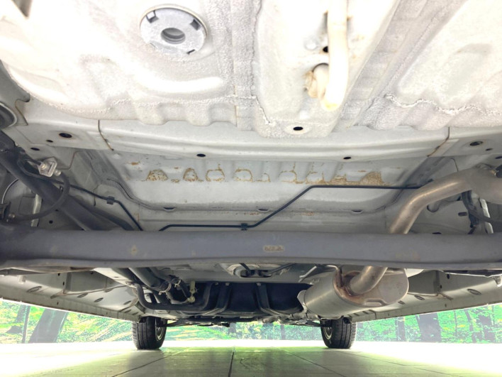 2016 Honda N-BOX CUSTOM DBA-JF1 (UW-6a2631f5671eb)[19]