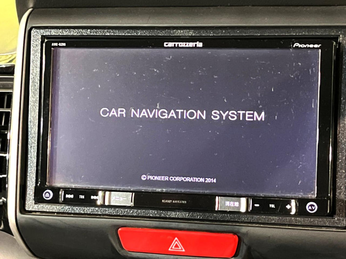 2015 Honda N-BOX CUSTOM DBA-JF2 (UW-6a2631f652087)[16]