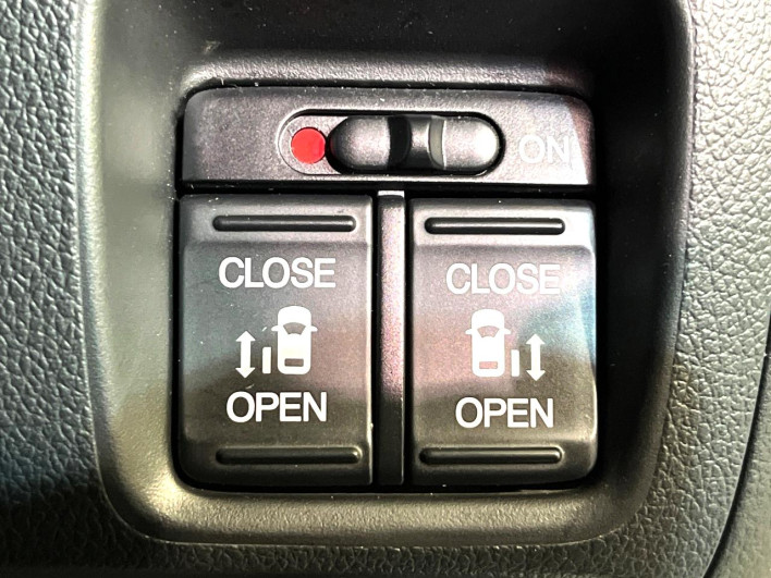 2014 Honda N-BOX CUSTOM DBA-JF2 (UW-6a2631f69d3db)[8]