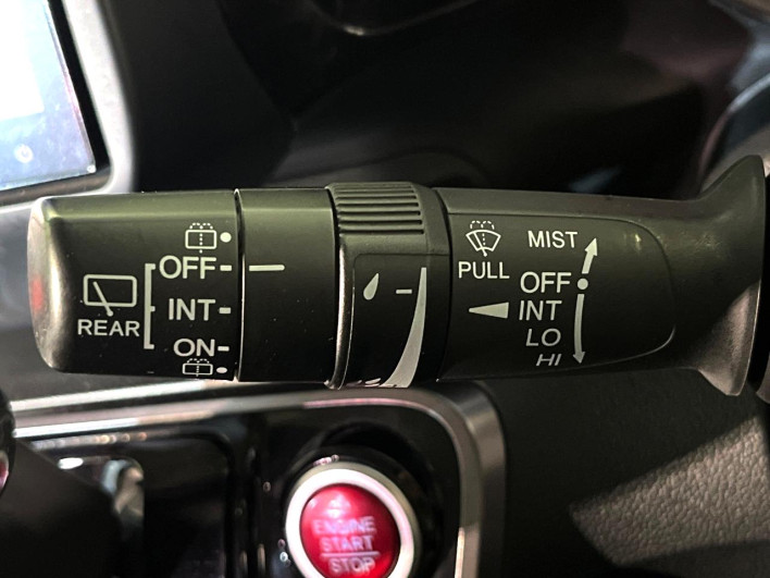 2014 Honda N-BOX CUSTOM DBA-JF2 (UW-6a2631f69d3db)[26]