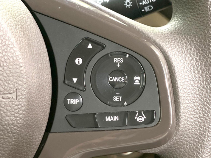 2017 Honda N-BOX DBA-JF3 (UW-6a2631f72683a)[25]