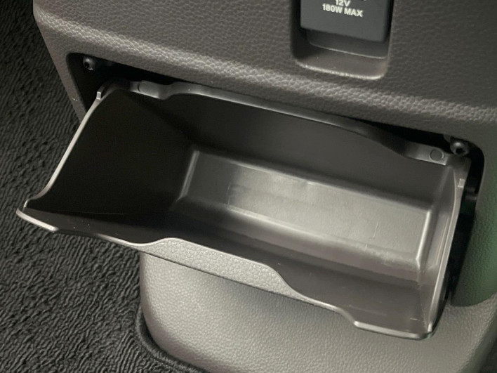 2017 Honda N-BOX DBA-JF3 (UW-6a2631f74f63e)[23]
