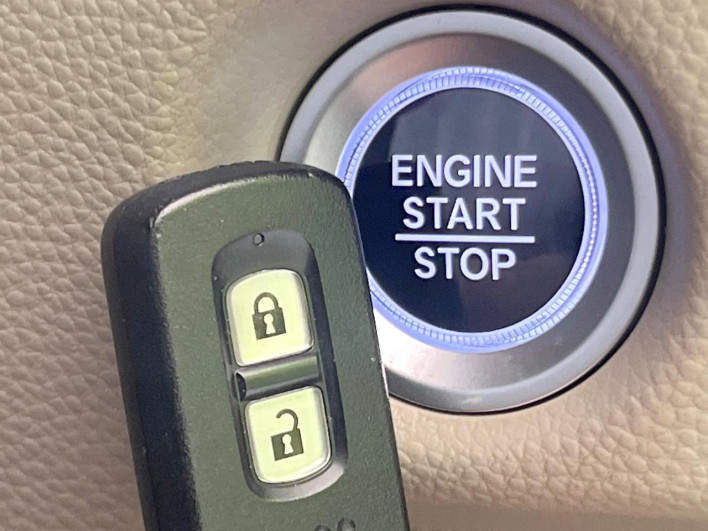2017 Honda N-BOX DBA-JF3 (UW-6a2631f74f63e)[17]