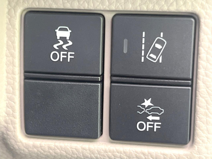 2017 Honda N-BOX DBA-JF3 (UW-6a2631f74f63e)[16]