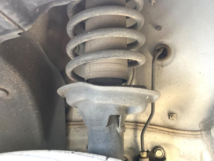 2017 Honda N-BOX CUSTOM DBA-JF3 (UW-6a2631f8a2679)[6]