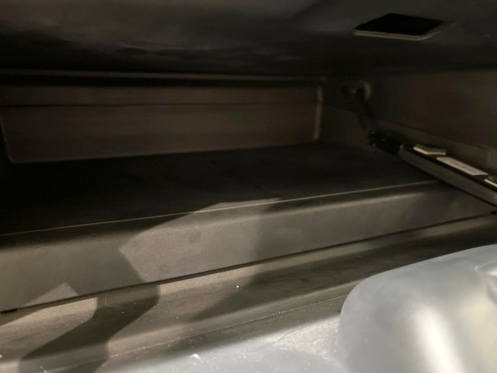2018 Honda N-BOX CUSTOM DBA-JF3 (UW-6a2631f90841c)[8]