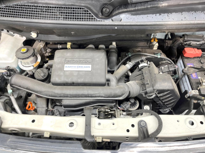 2018 Honda N-BOX CUSTOM DBA-JF3 (UW-6a2631f90841c)[5]
