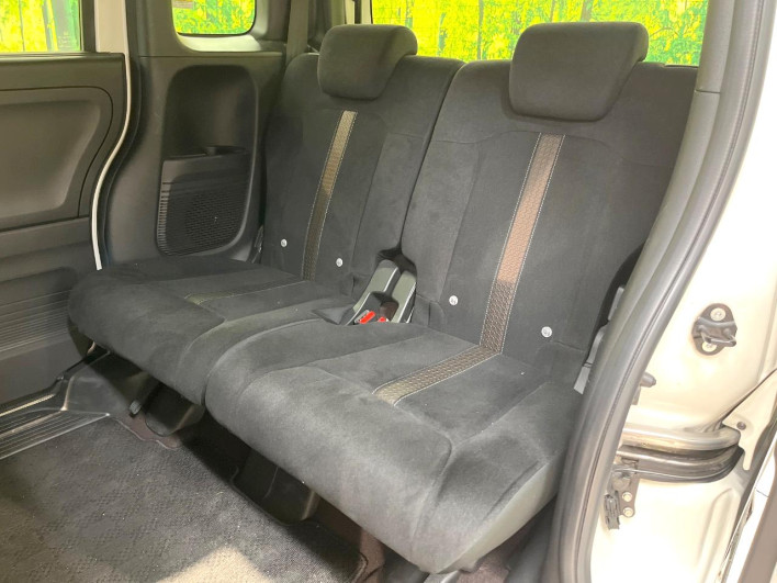 2018 Honda N-BOX CUSTOM DBA-JF3 (UW-6a2631f90841c)[10]