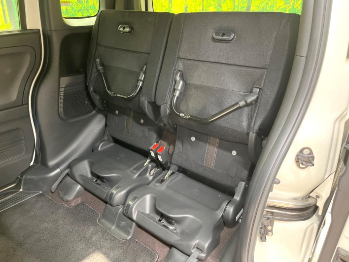 2018 Honda N-BOX CUSTOM DBA-JF3 (UW-6a2631f90841c)[11]