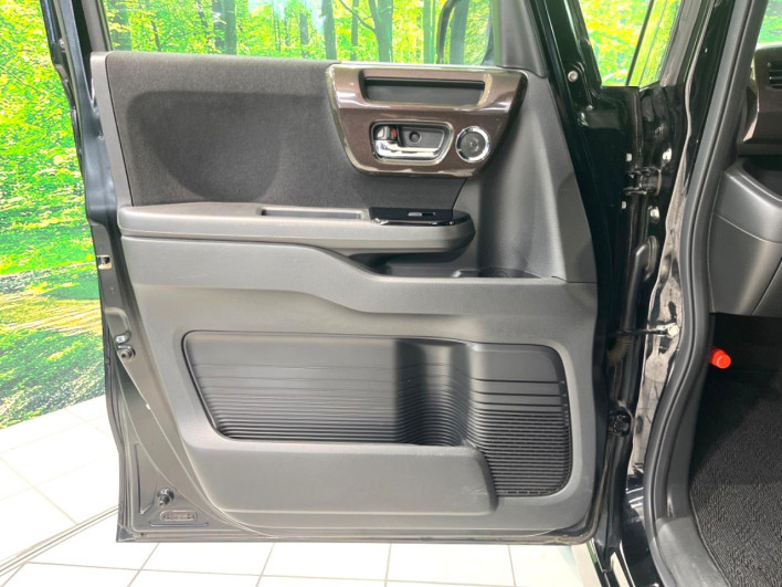 2019 Honda N-BOX CUSTOM DBA-JF3 (UW-6a2631fac9320)[20]