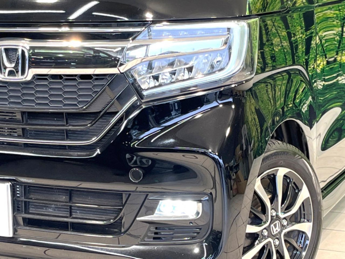 2019 Honda N-BOX CUSTOM DBA-JF3 (UW-6a2631fac9320)[11]