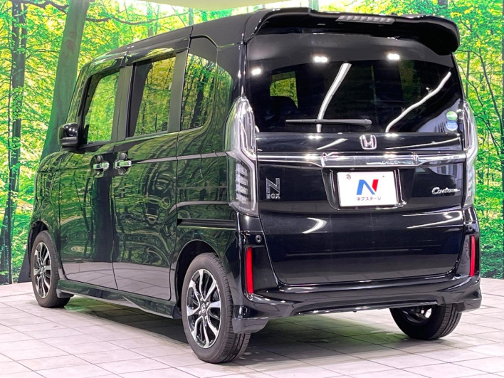 2019 Honda N-BOX CUSTOM 6BA-JF3 (UW-6a2631fb419b8)[9]