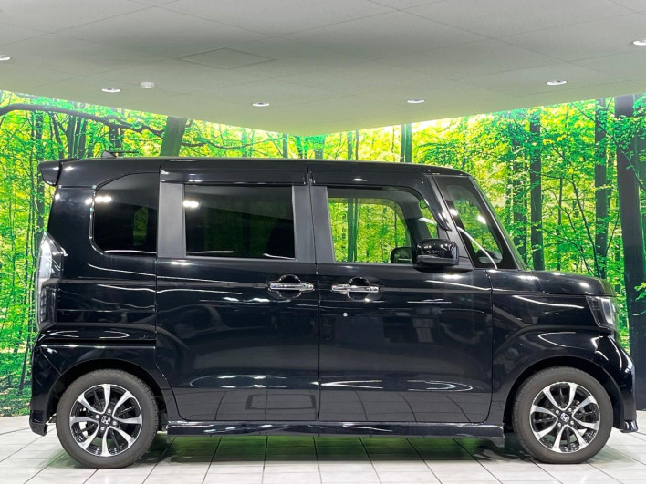 2019 Honda N-BOX CUSTOM 6BA-JF3 (UW-6a2631fb419b8)[18]